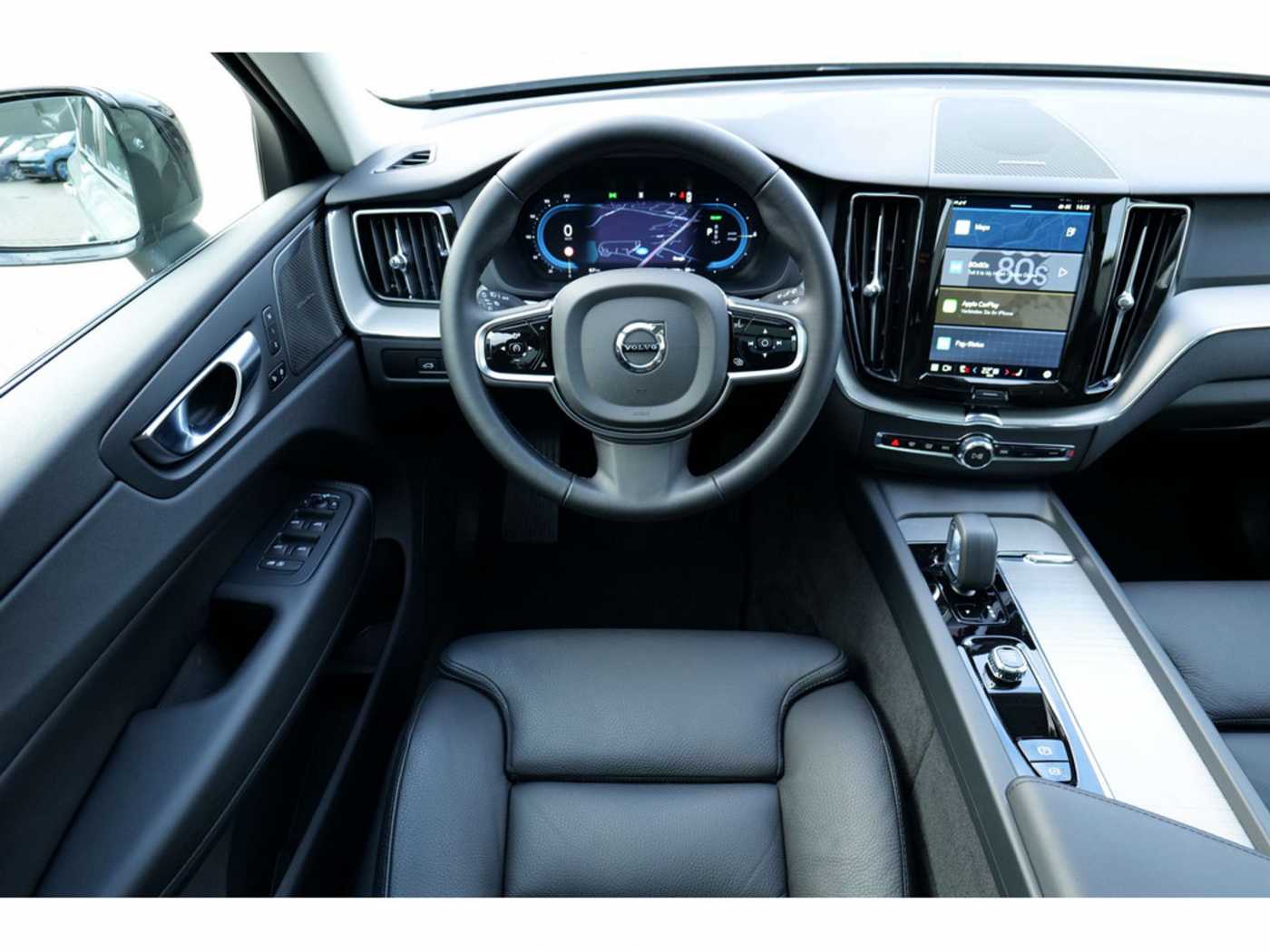 Volvo  T6 AWD Plus Dark Recharge Plug-In Hybrid AWD