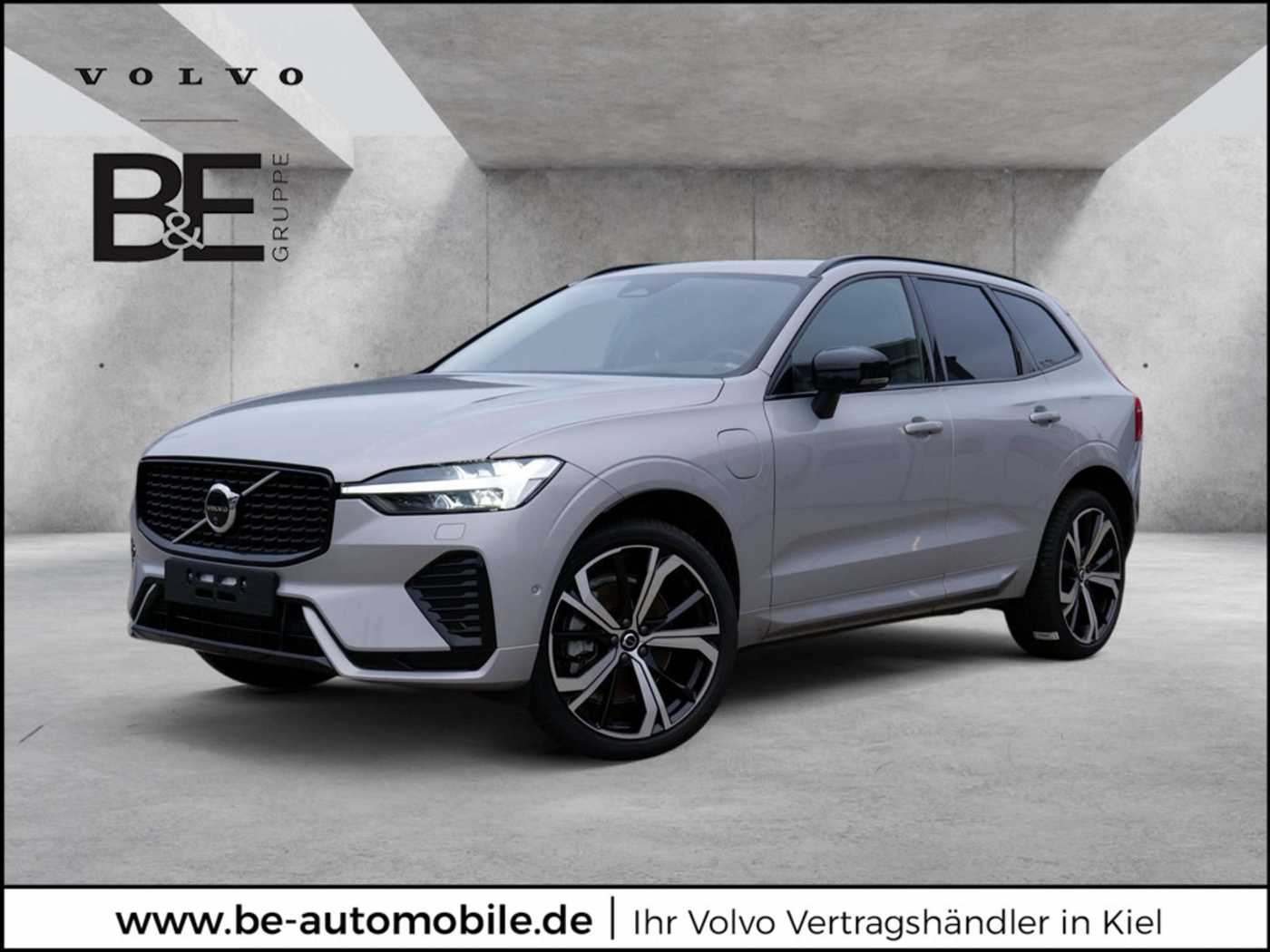 Volvo  T8 Ultra Dark Recharge Plug-In Hybrid AWD