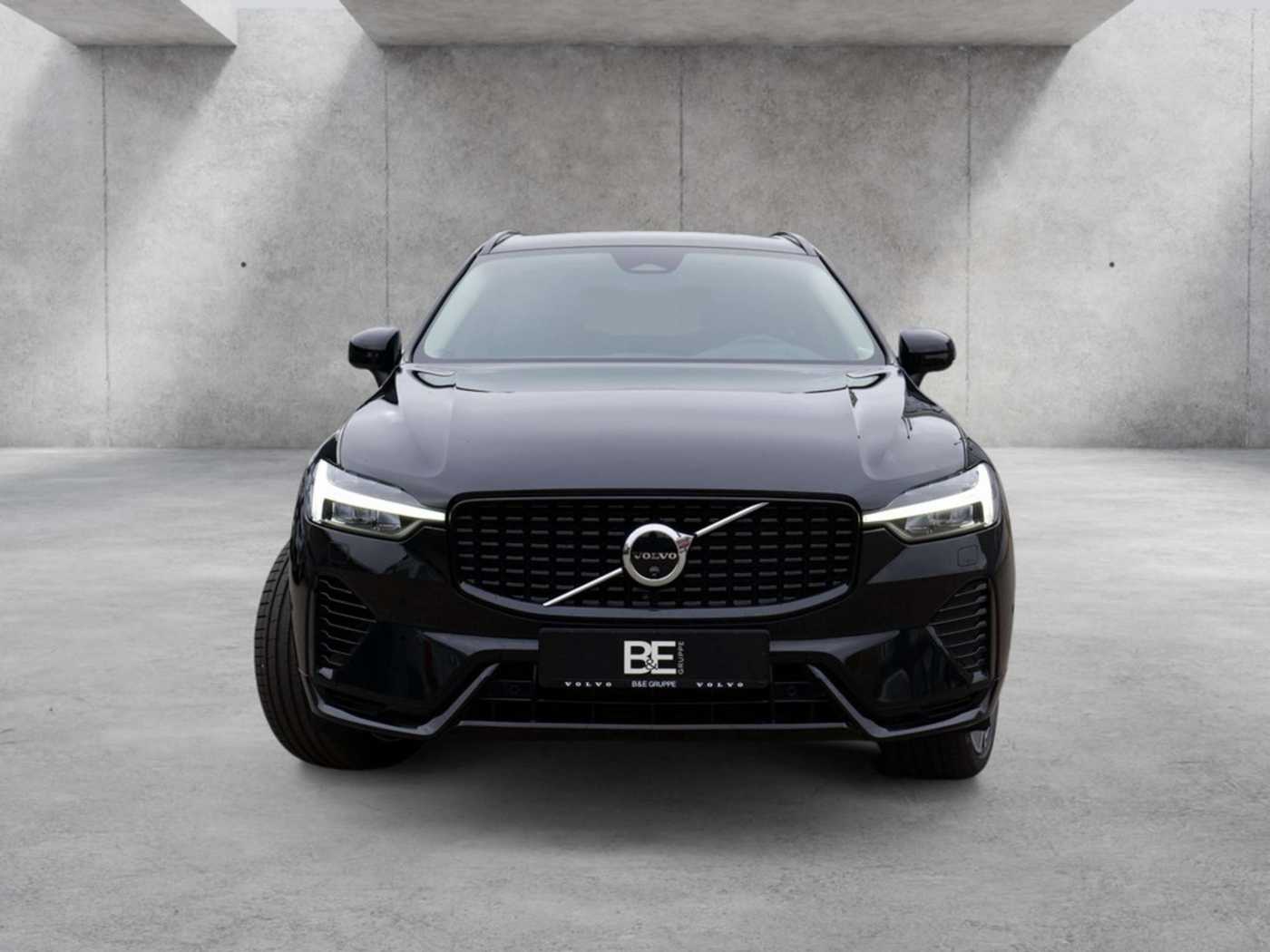 Volvo  T8 Plus Dark Recharge Plug-In Hybrid AWD