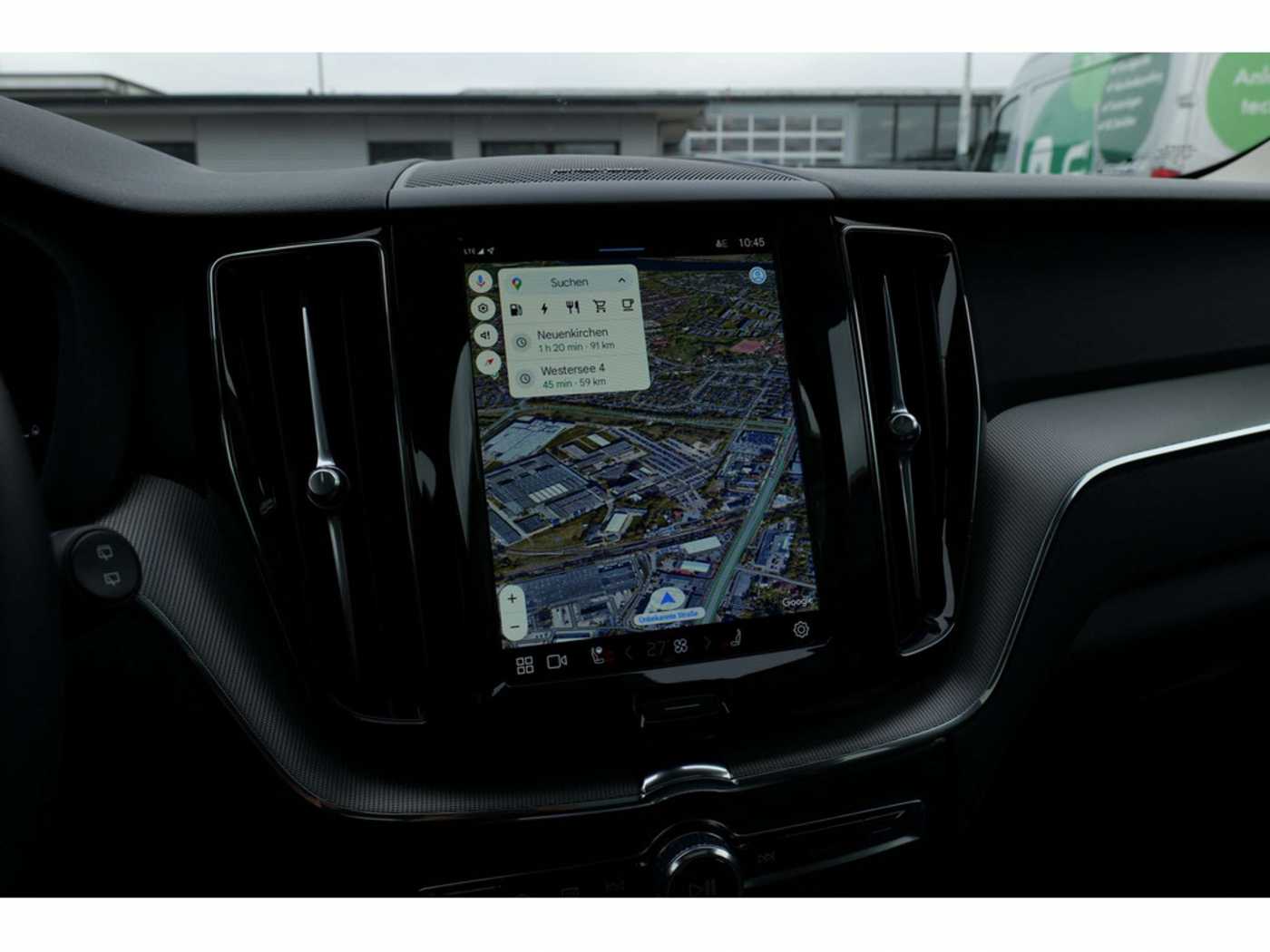 Volvo  T8 Plus Dark Recharge Plug-In Hybrid AWD