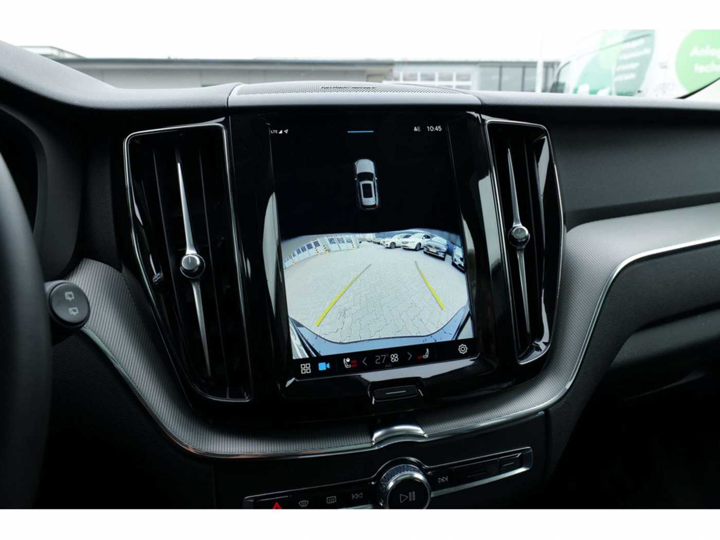 Volvo  T8 Plus Dark Recharge Plug-In Hybrid AWD