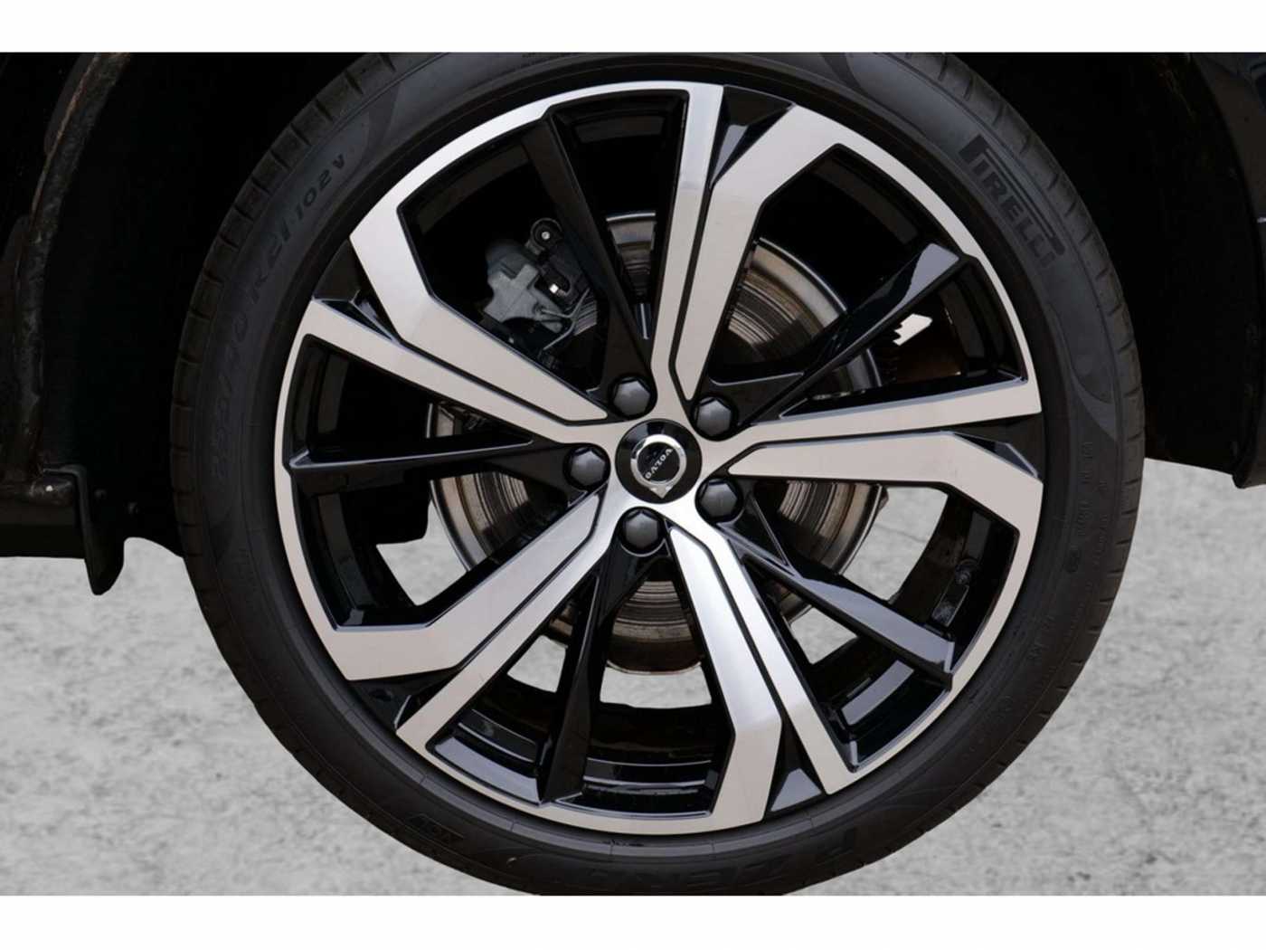 Volvo  T8 Plus Dark Recharge Plug-In Hybrid AWD