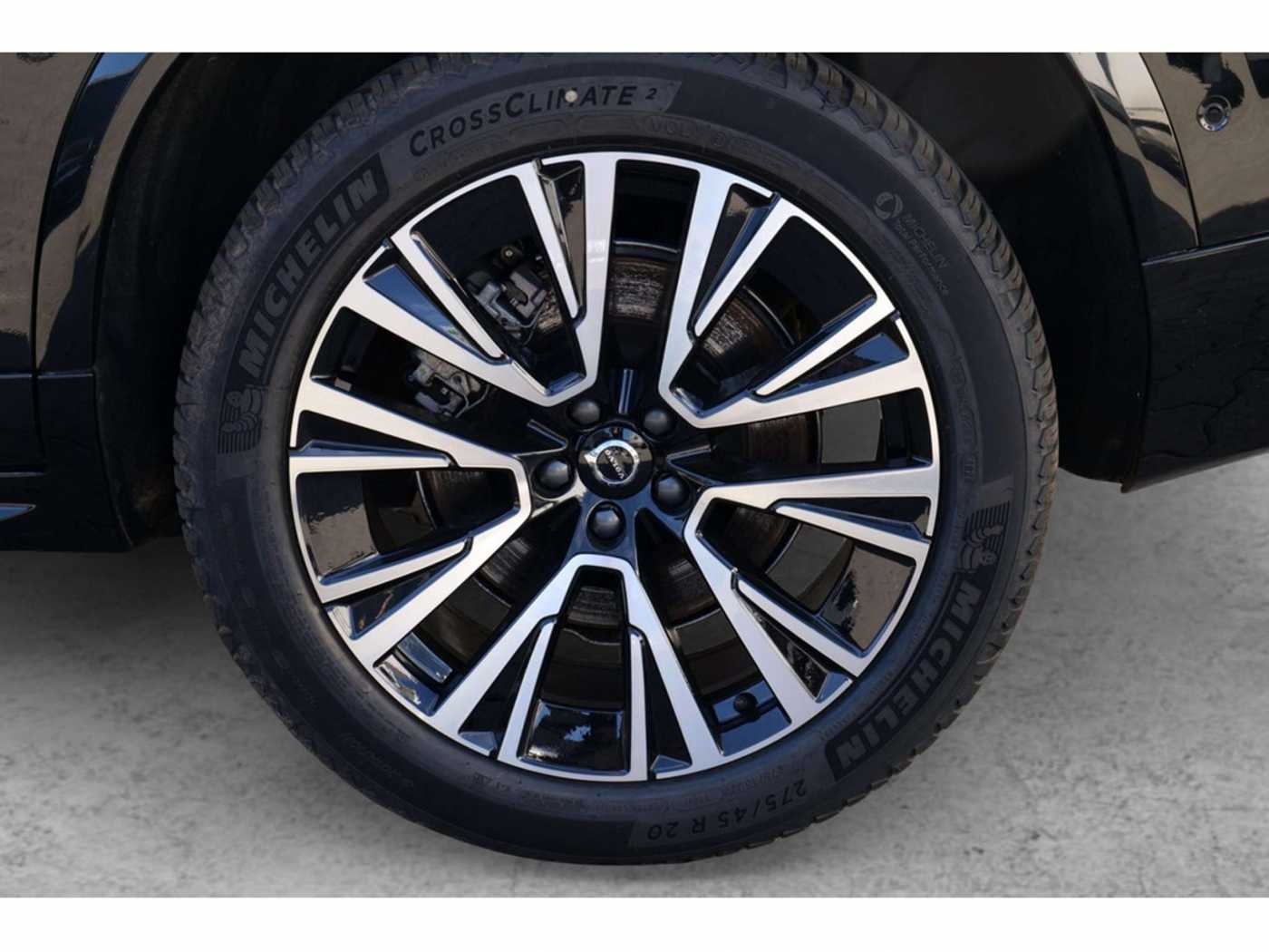Volvo  T8 Plus Bright Recharge Plug-In Hybrid AWD