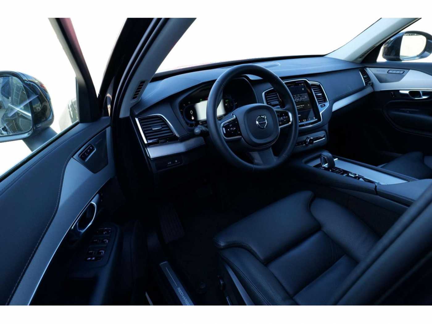 Volvo  T8 Plus Bright Recharge Plug-In Hybrid AWD
