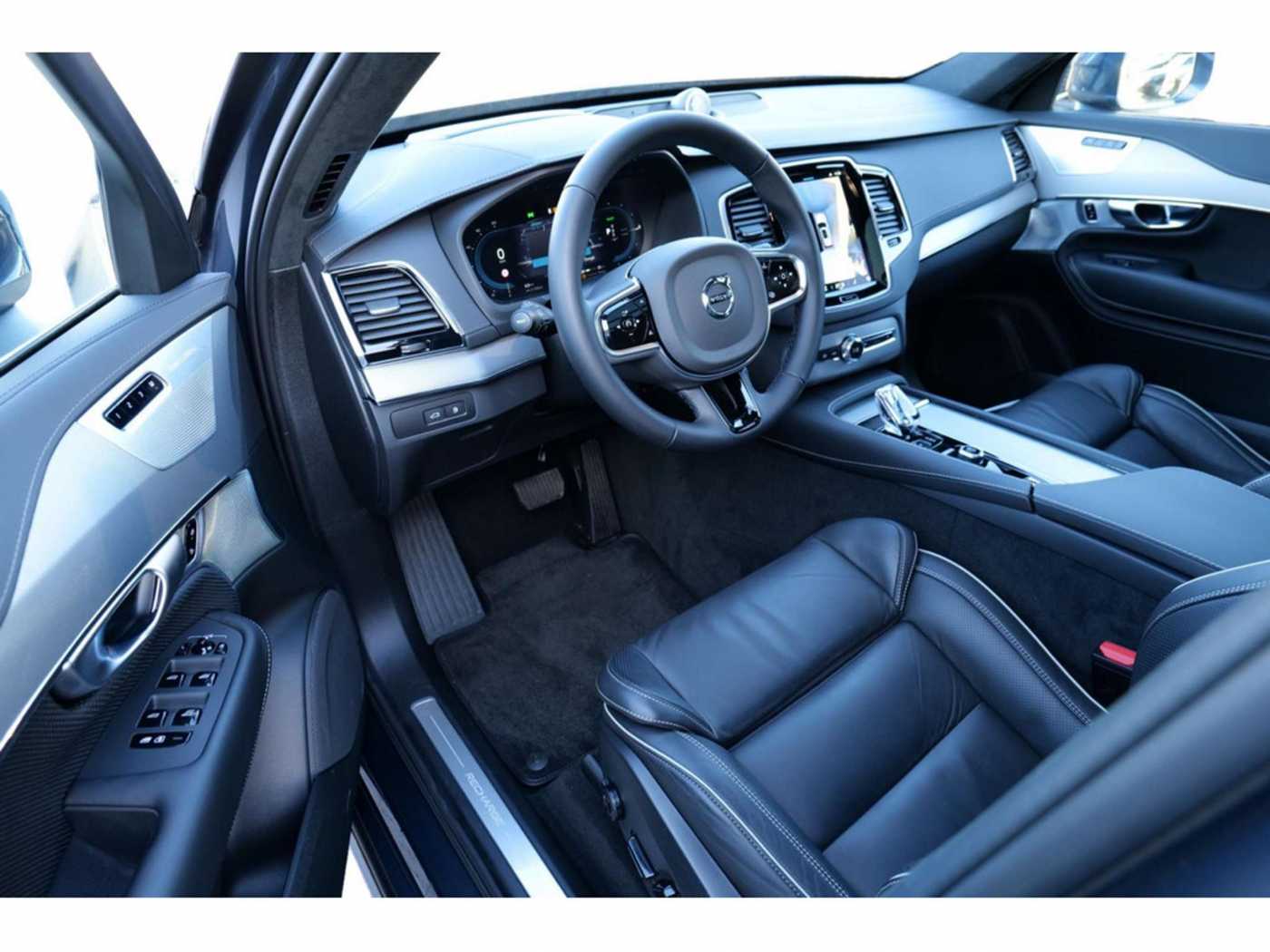Volvo  T8 Ultimate Bright Recharge Plug-In Hybrid AWD