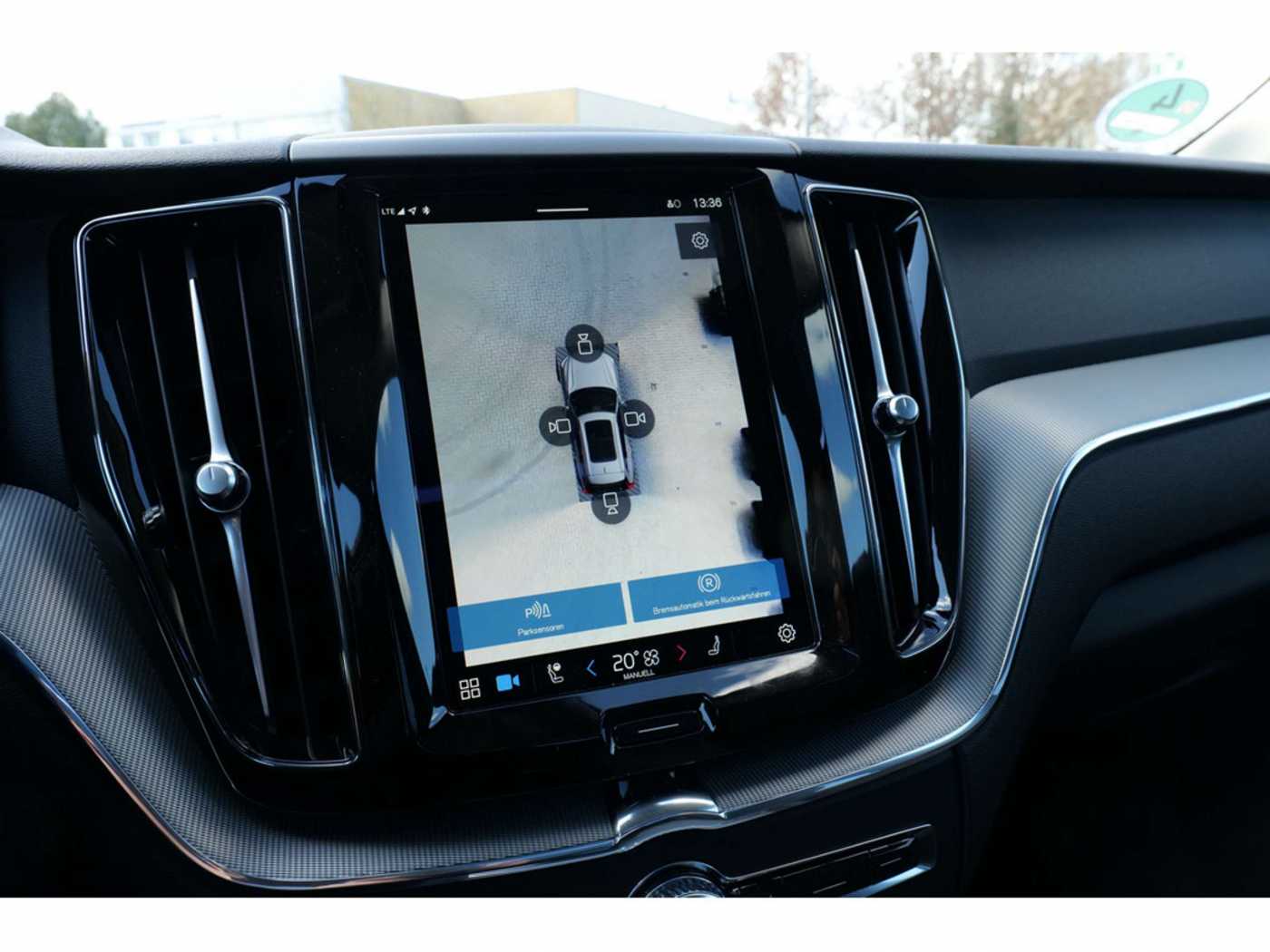 Volvo  T8 Plus Bright Recharge Plug-In Hybrid AWD