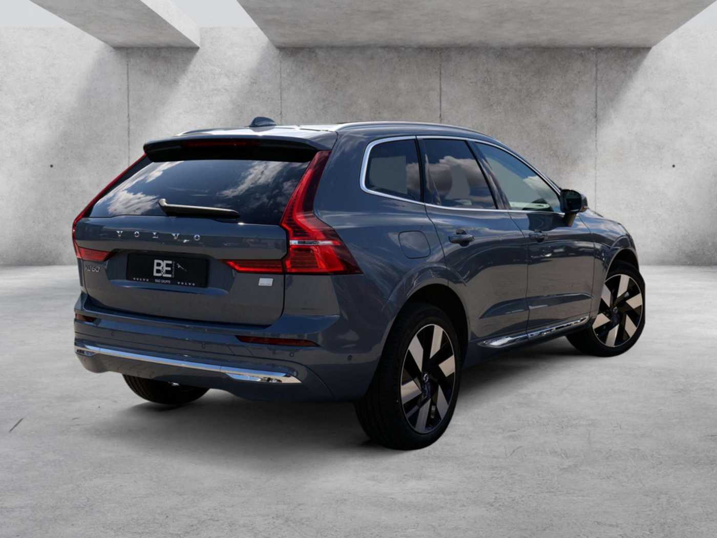 Volvo  T8 Plus Bright Recharge Plug-In Hybrid AWD