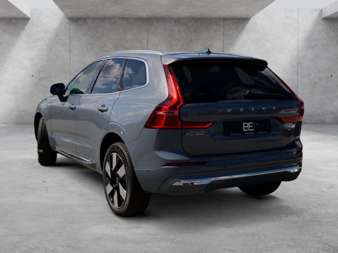 Volvo  T8 Plus Bright Recharge Plug-In Hybrid AWD