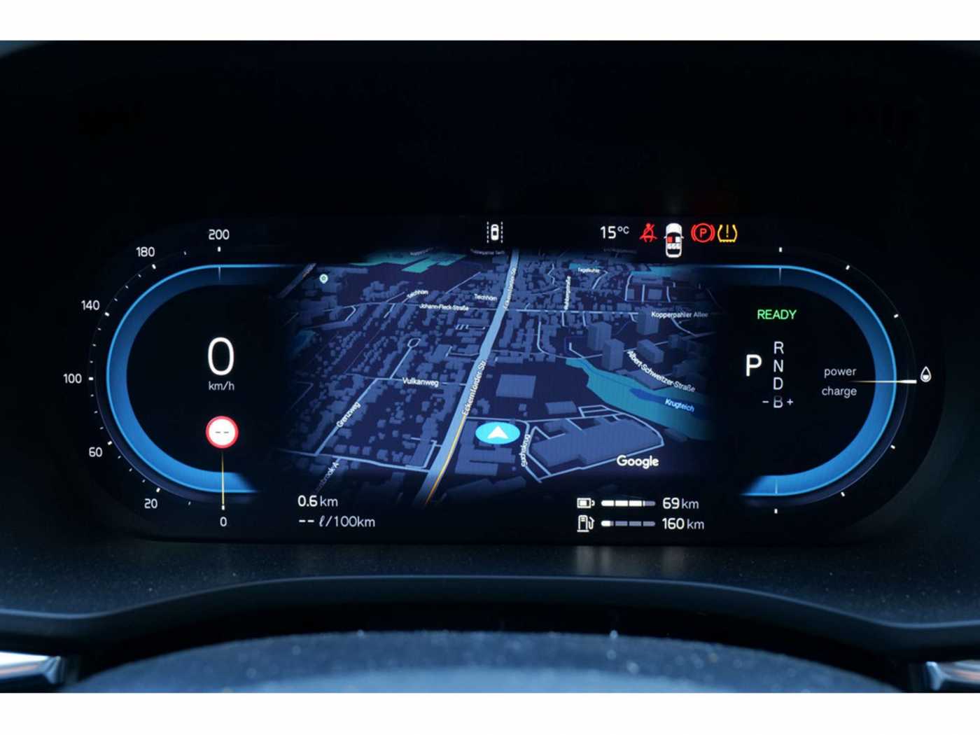 Volvo  T8 Ultra Dark Recharge Plug-In Hybrid AWD