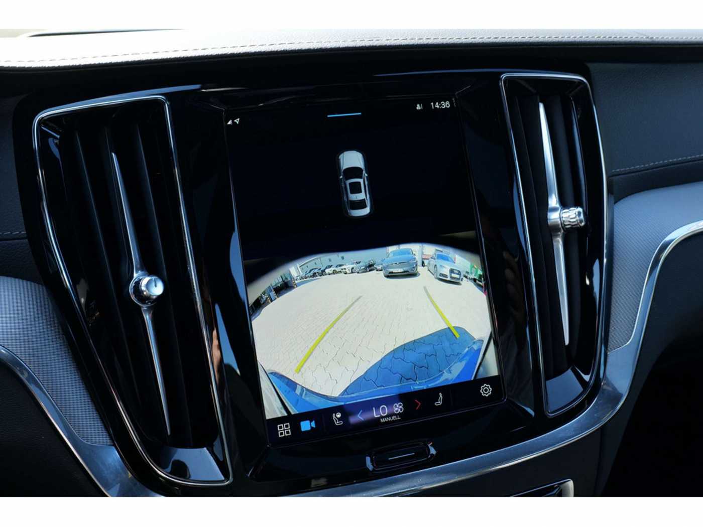 Volvo  Lim. T8 Ultimate Dark Recharge Plug-In Hybrid AWD