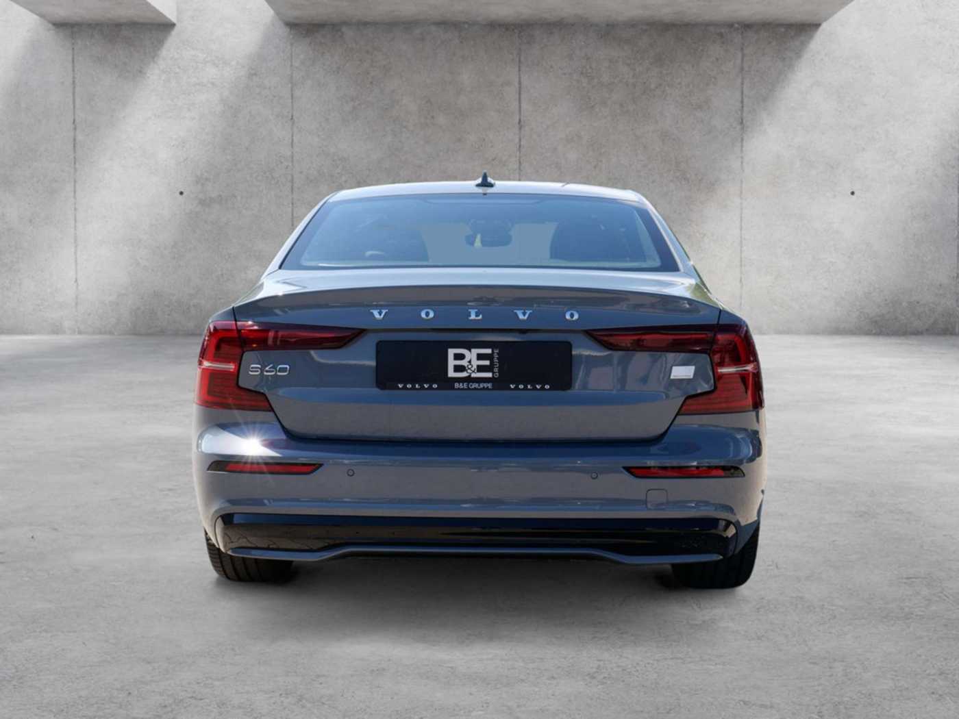 Volvo  Lim. T8 Ultimate Dark Recharge Plug-In Hybrid AWD
