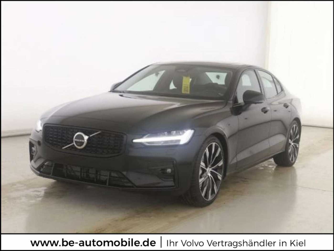 Volvo  Lim. B5 Ultimate Dark AWD LED PANO 360°