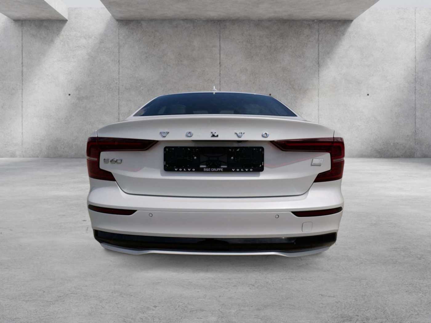 Volvo  Lim. T8 AWD Ultimate Dark Recharge Plug-In Hybrid