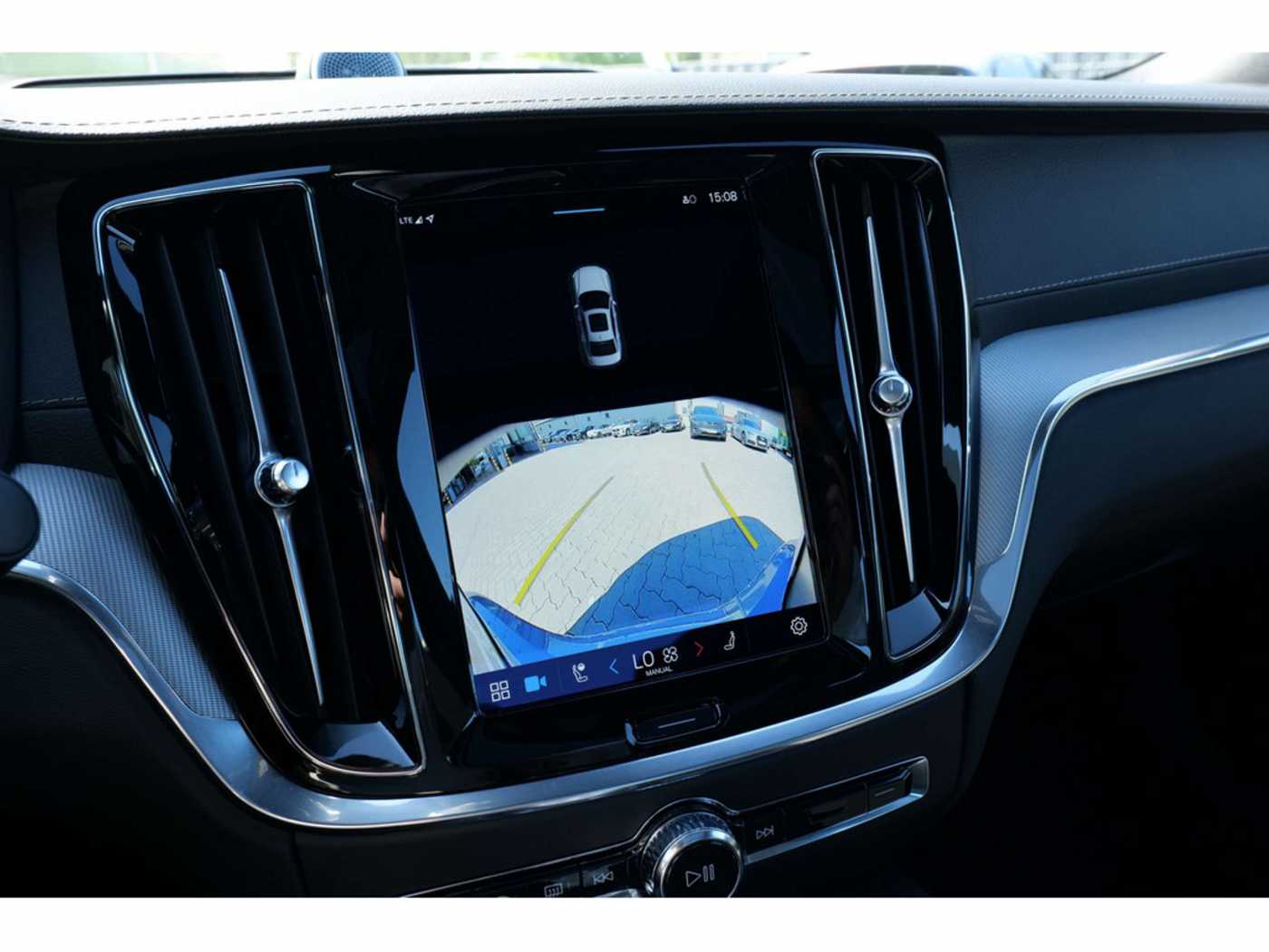 Volvo  Lim. T8 AWD Ultimate Dark Recharge Plug-In Hybrid
