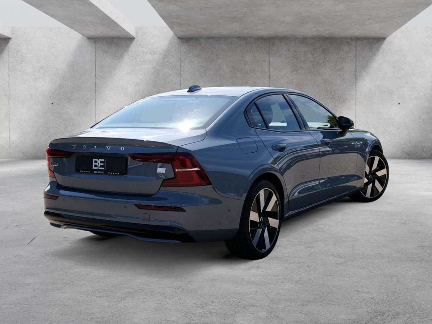 Volvo  Lim. T8 AWD Ultimate Dark Recharge Plug-In Hybrid