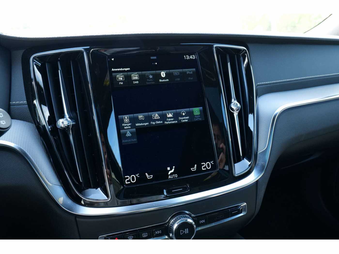 Volvo  T6 Plus Dark Long Range Plug-In Hybrid AWD