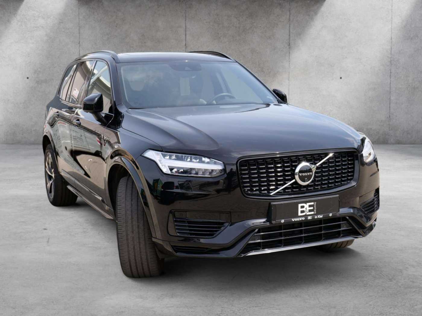 Volvo  T8 R Design Edition Recharge Plug-In Hybrid AWD