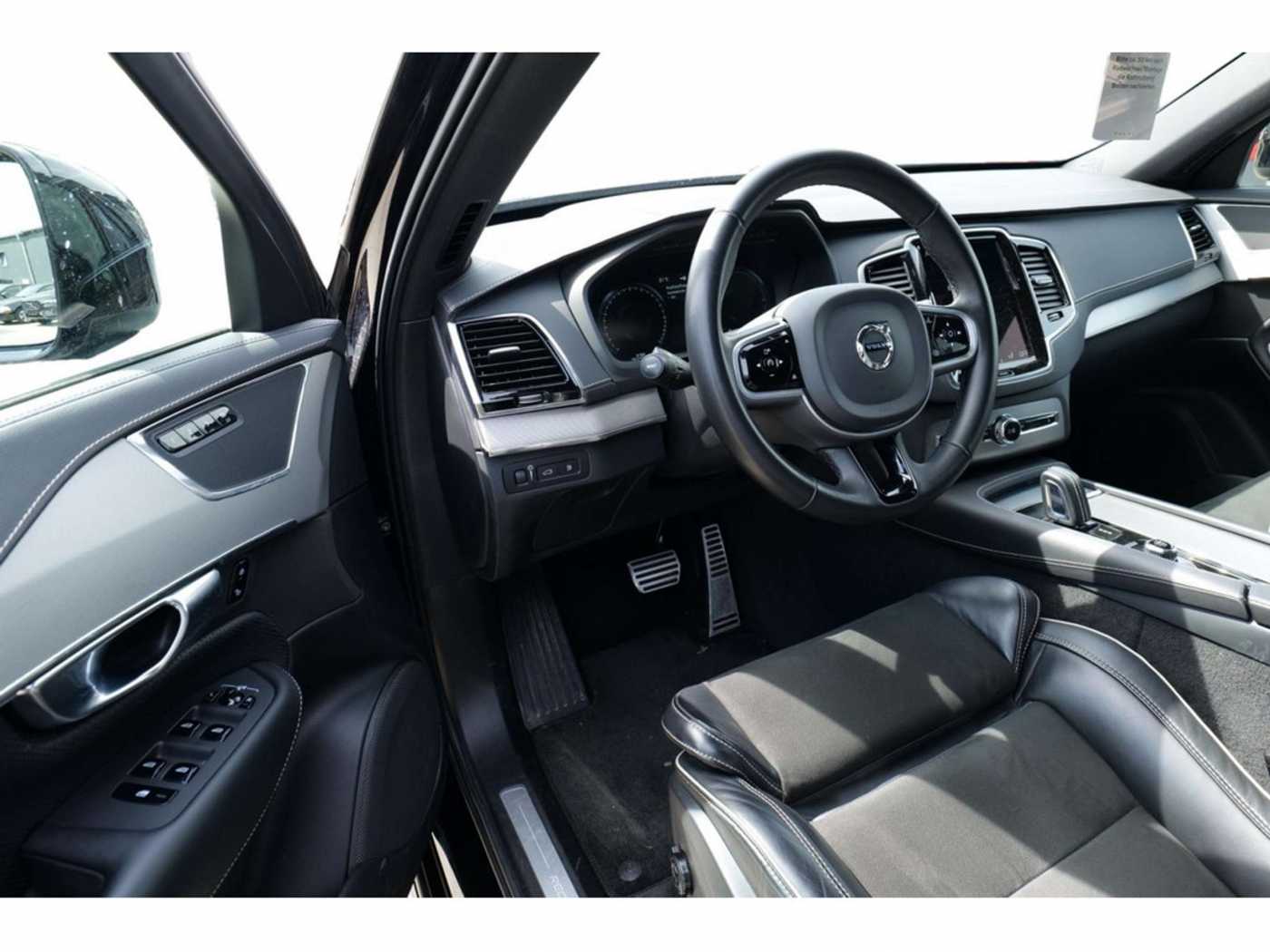 Volvo  T8 R Design Edition Recharge Plug-In Hybrid AWD