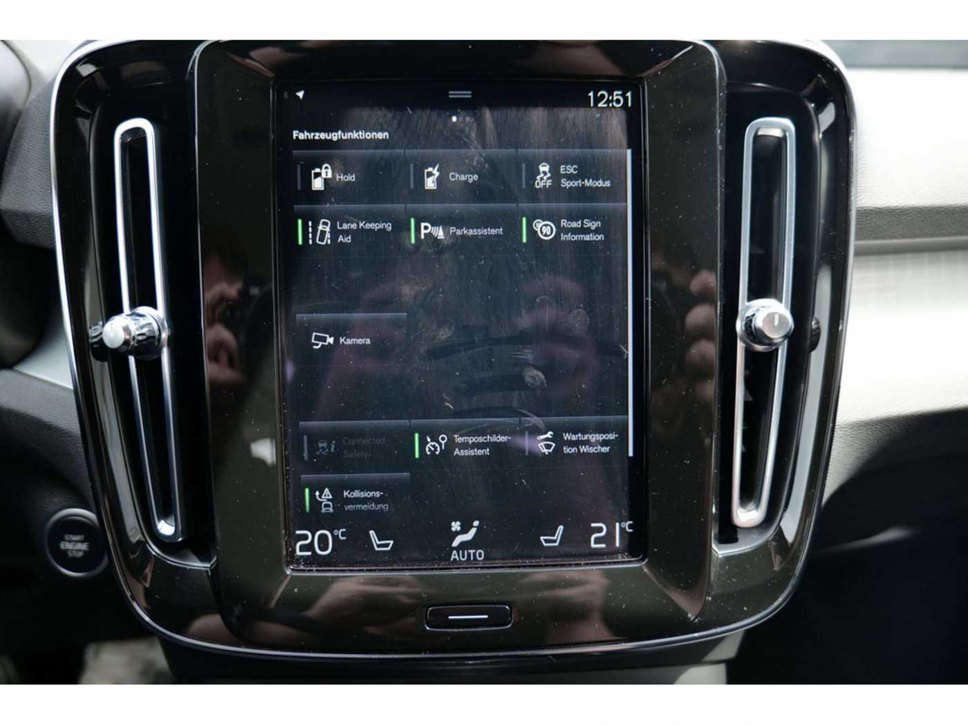 Volvo  T4 Inscription Expression Recharge Plug-In Hybrid