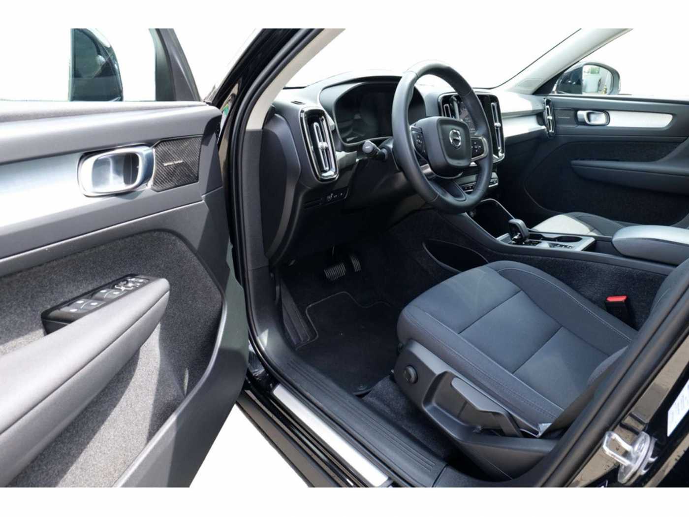 Volvo  T4 Inscription Expression Recharge Plug-In Hybrid
