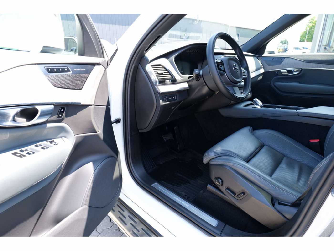 Volvo  T8 Plus Bright Recharge Plug-In Luftfahrw. AWD