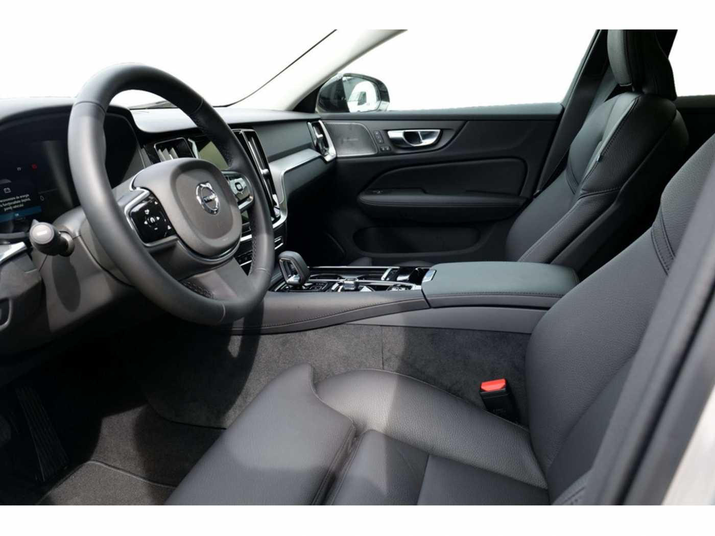 Volvo  Kombi T6 Plus Dark Recharge Plug-In Hybrid AWD