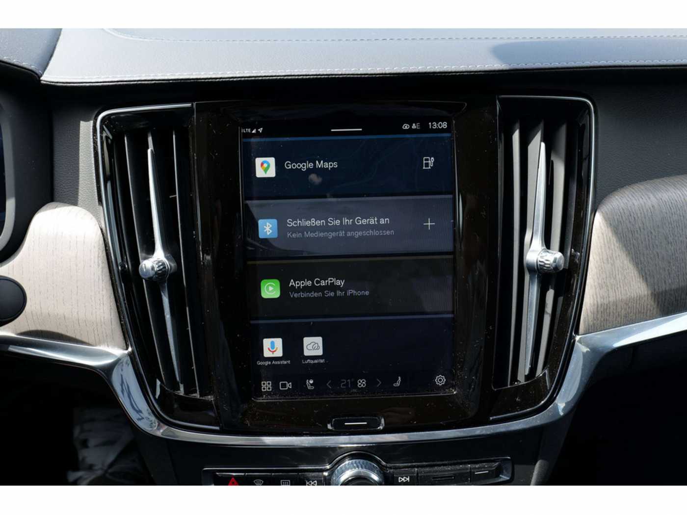 Volvo  Lim. T8 Ultimate Dark Recharge Plug-In Hybrid AWD