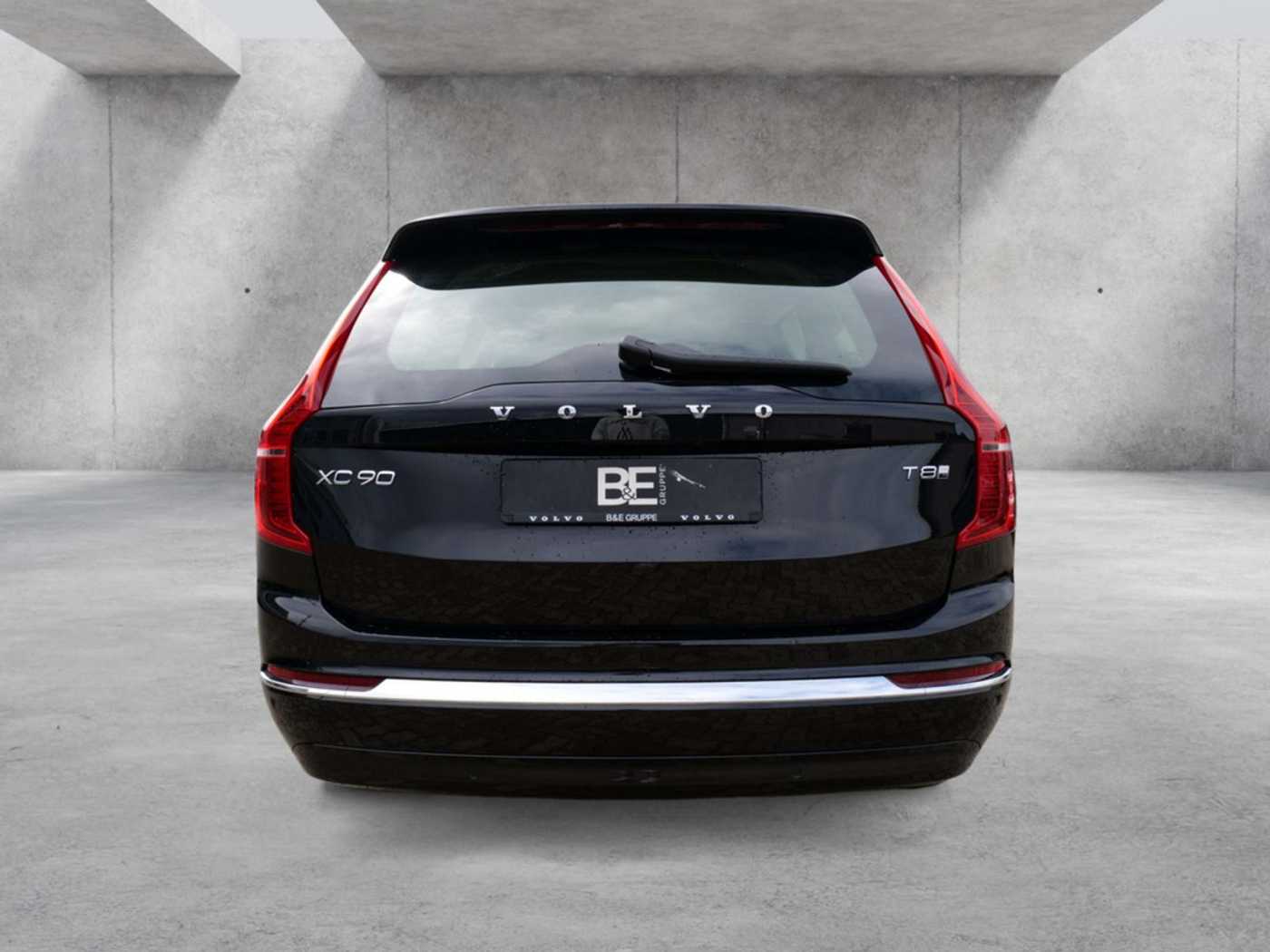 Volvo  T8 Ultra Bright Recharge Plug-In Hybrid AWD