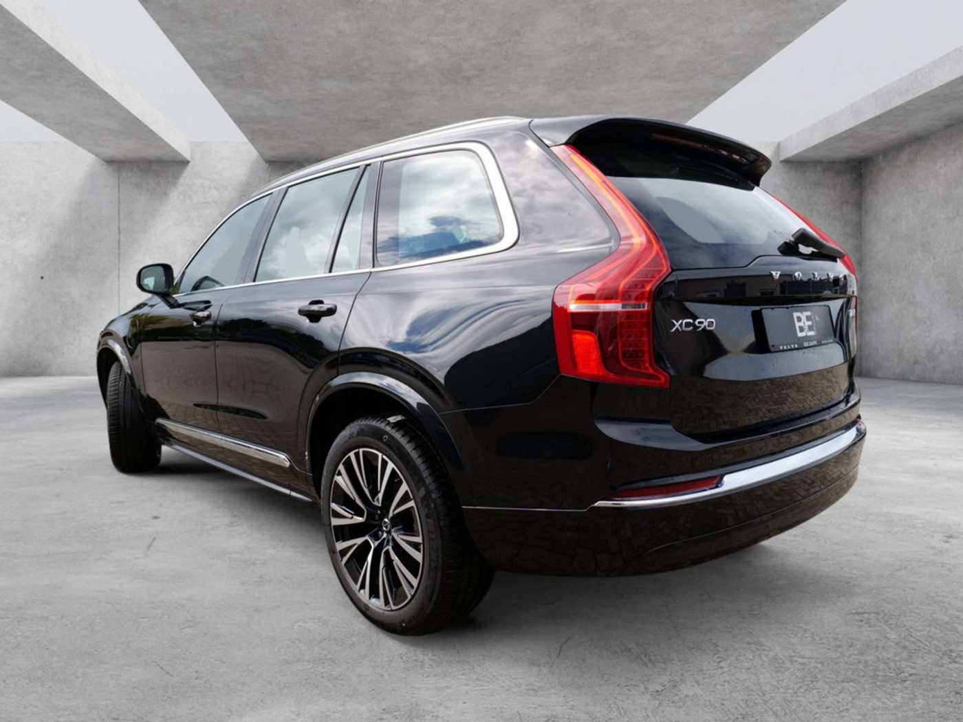Volvo  T8 Ultra Bright Recharge Plug-In Hybrid AWD