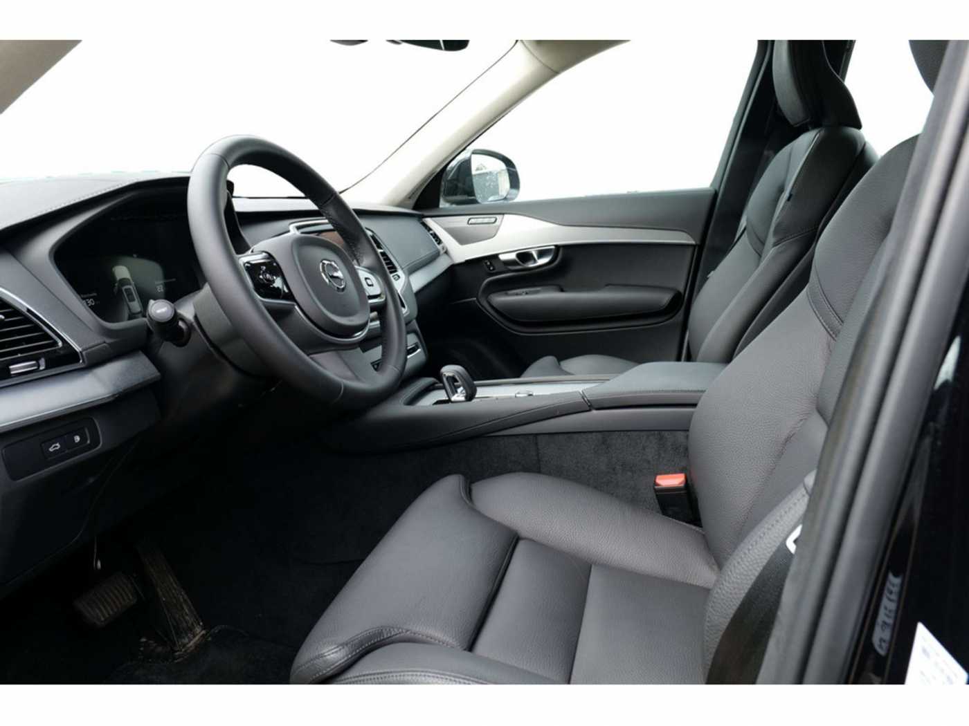 Volvo  T8 Ultra Bright Recharge Plug-In Hybrid AWD
