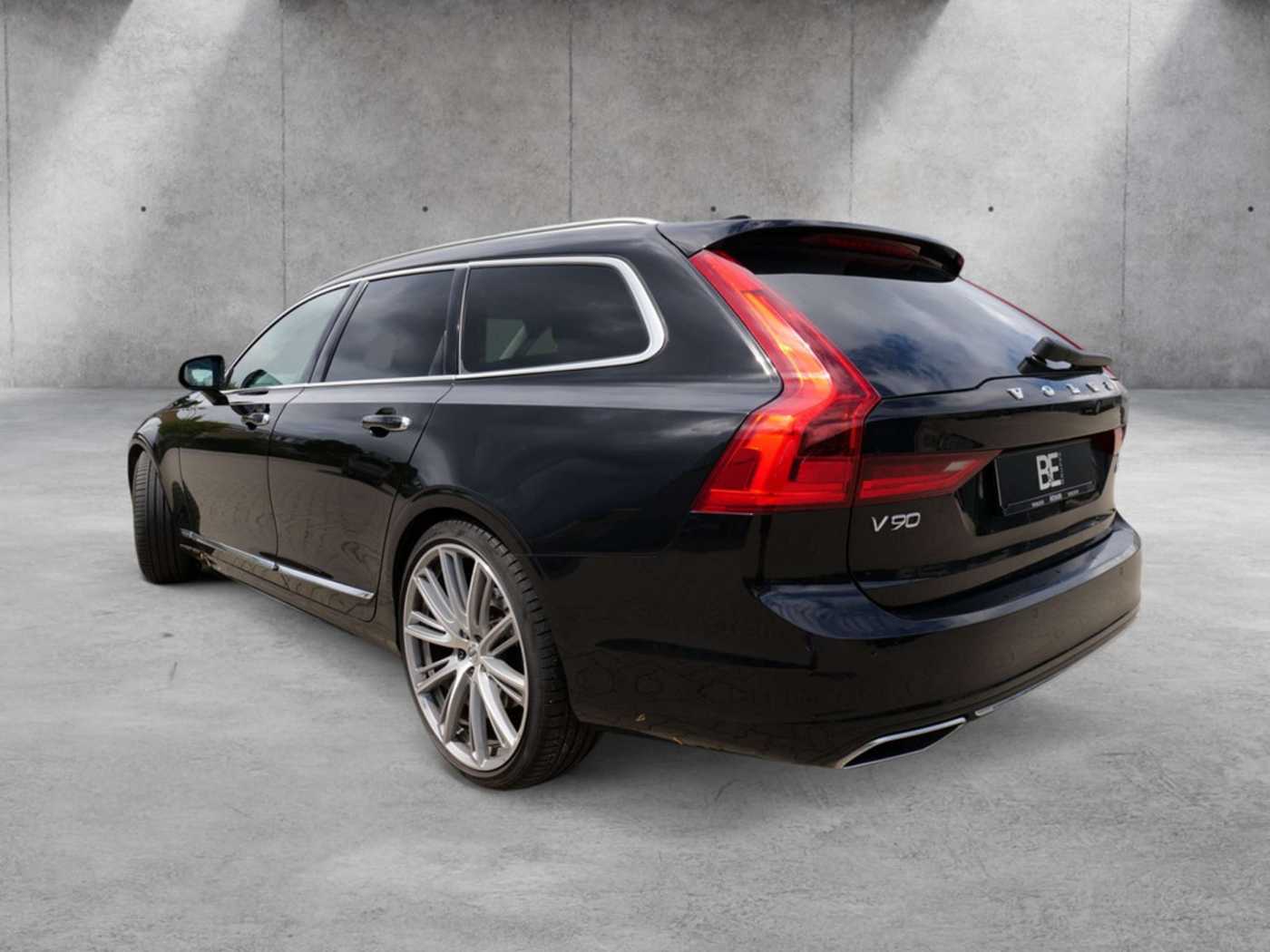 Volvo  D5 AWD Inscription 21'