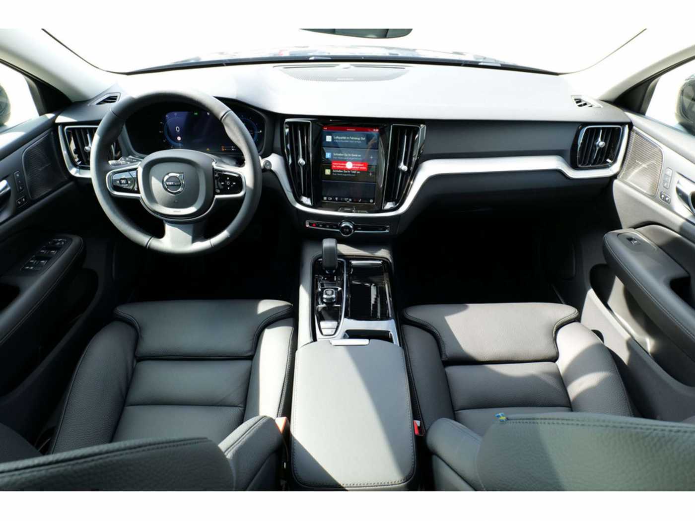 Volvo  Kombi T8 Plus Dark Recharge Plug-In Hybrid AWD
