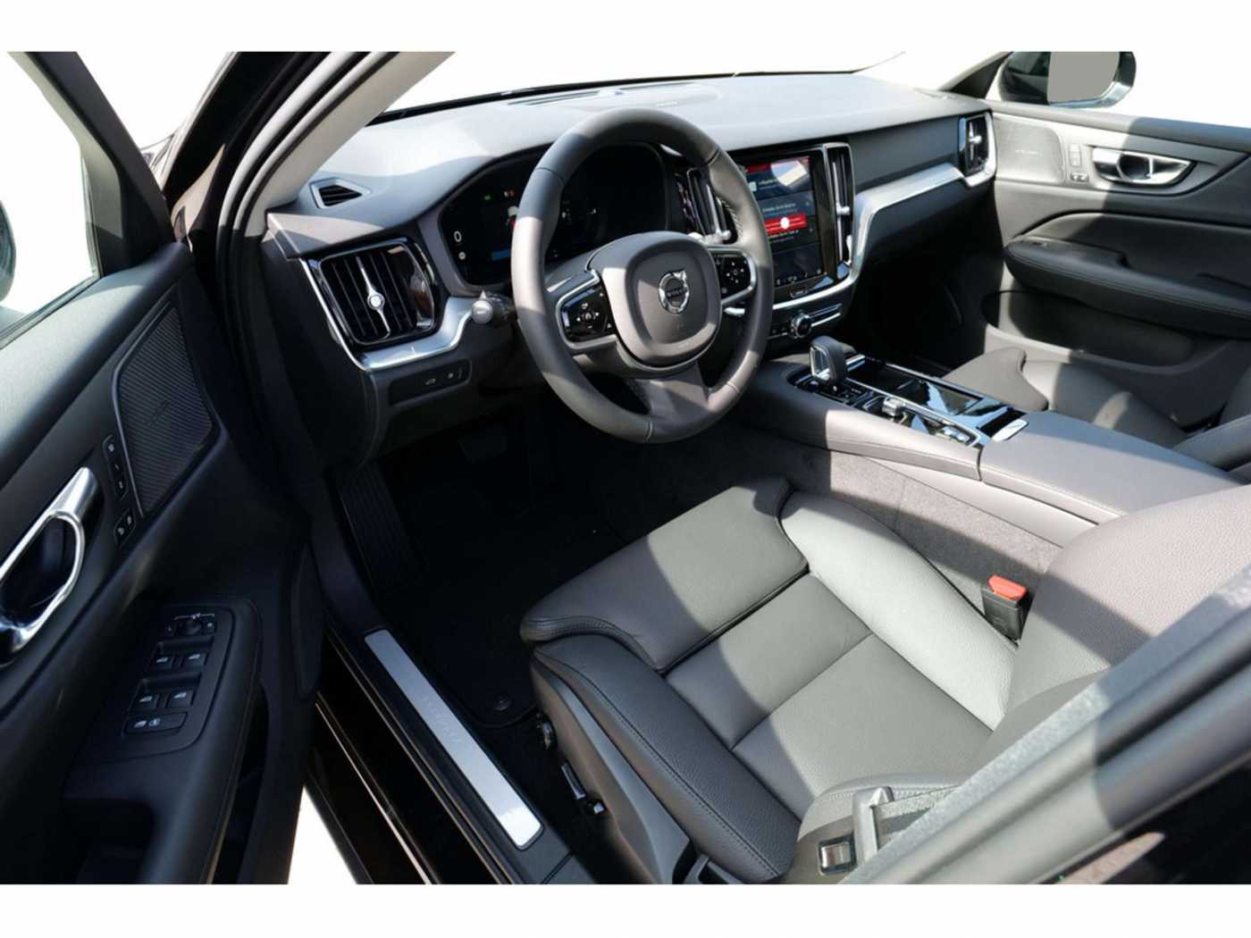 Volvo  Kombi T8 Plus Dark Recharge Plug-In Hybrid AWD