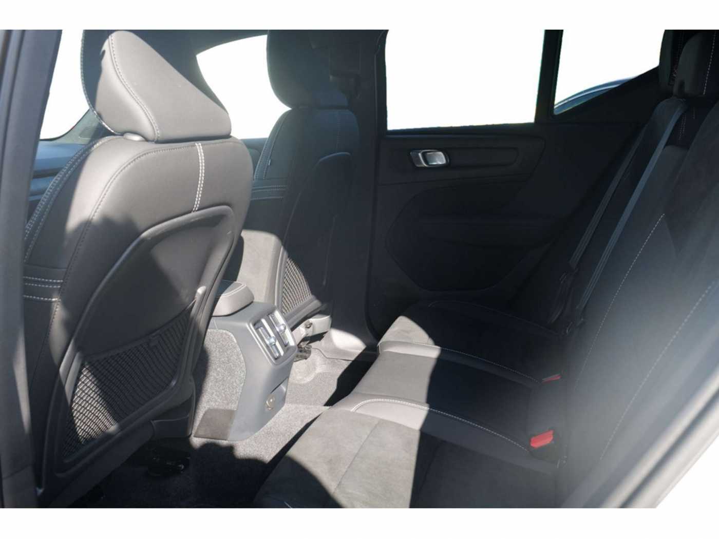 Volvo  Ultimate Recharge Twin Motor Pure Electric AWD