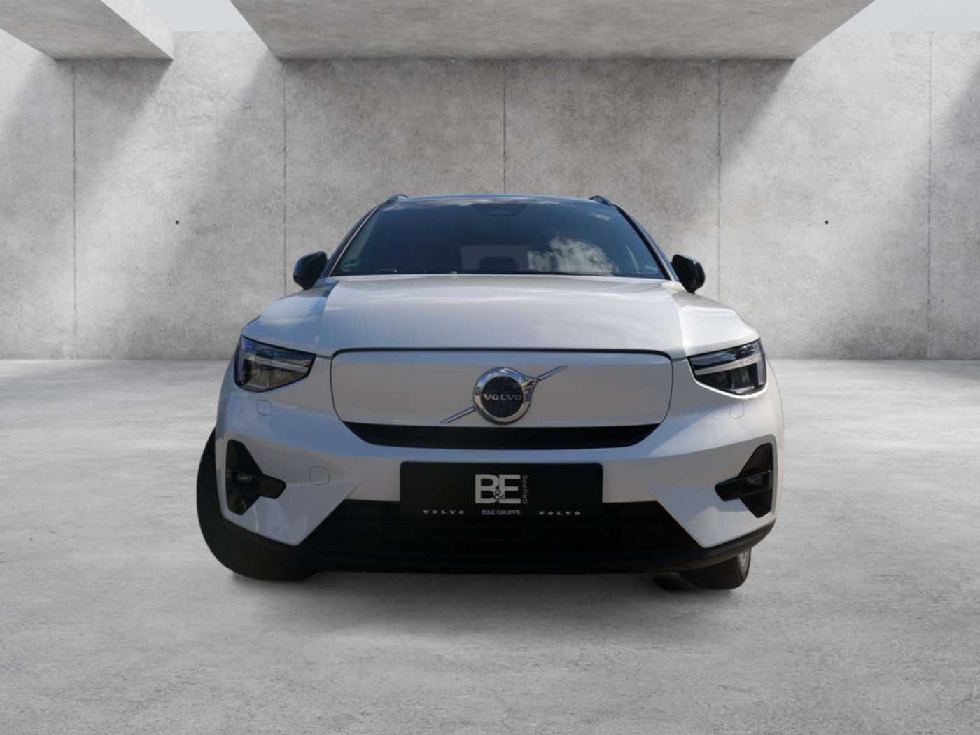 Volvo  Ultimate Recharge Twin Motor Pure Electric AWD