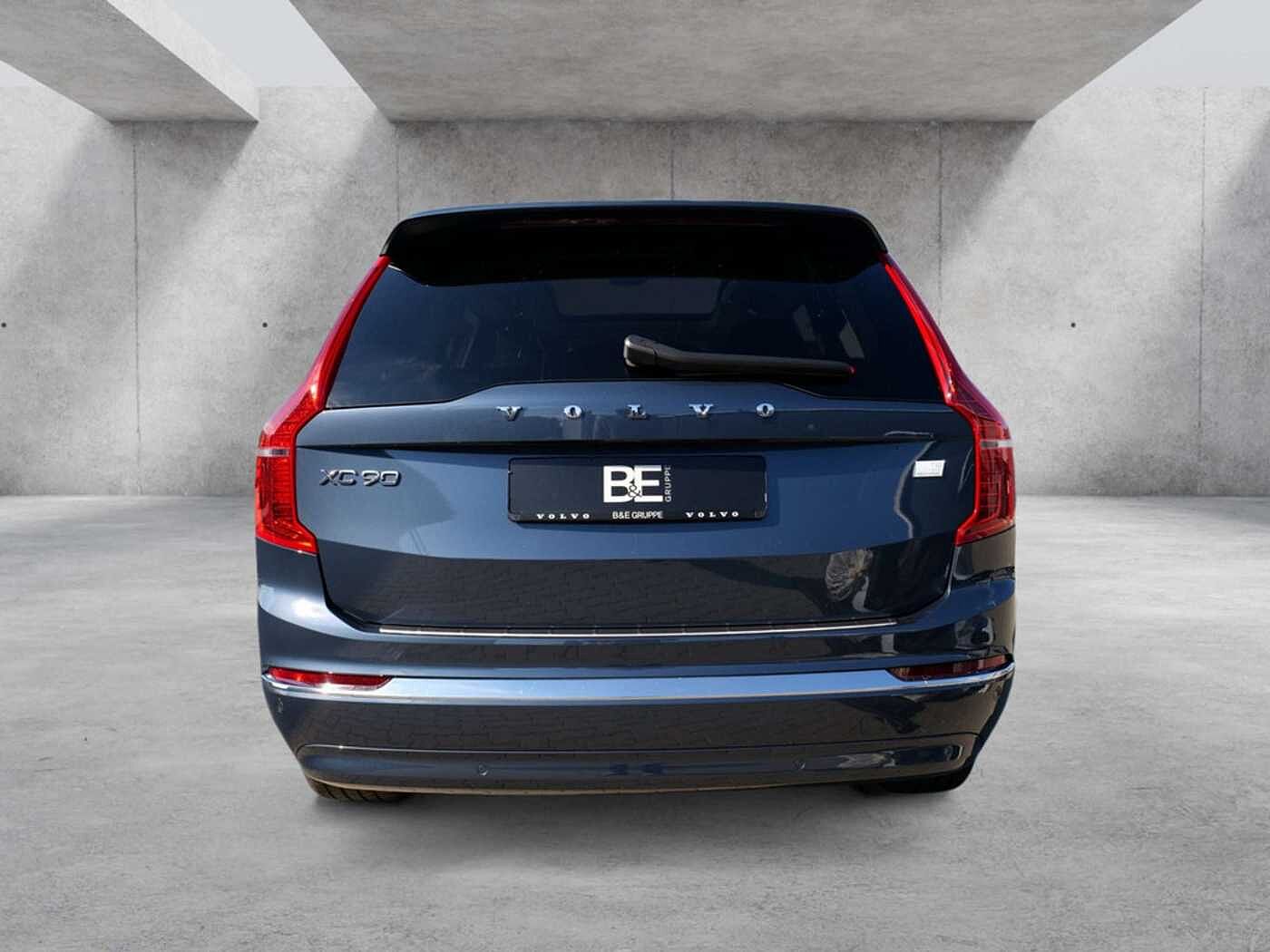 Volvo  T8 Ultimate Bright Recharge Plug-In Hybrid AWD