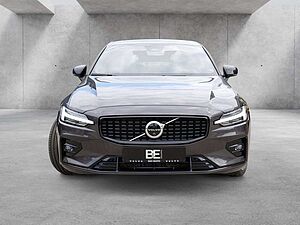 Volvo  Lim. B5 Ultimate Dark AWD