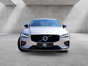 Volvo  Lim. B5 Benzin Ultimate Dark AWD LED 360°