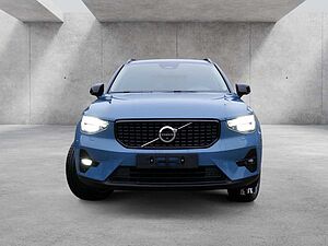 Volvo  2.0 Ultra Dark 2WD