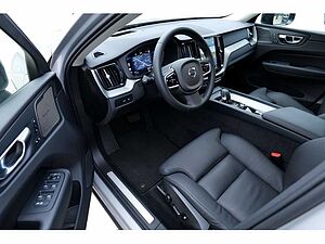 Volvo  T8 Ultra Dark Recharge Plug-In Hybrid AWD