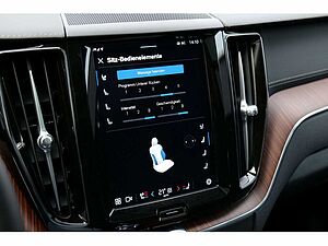 Volvo  T8 Ultra Dark Recharge Plug-In Hybrid AWD