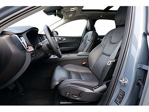 Volvo  T8 Ultra Dark Recharge Plug-In Hybrid AWD