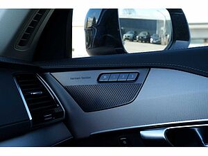 Volvo  T8 Plus Bright Recharge Plug-In Hybrid AWD