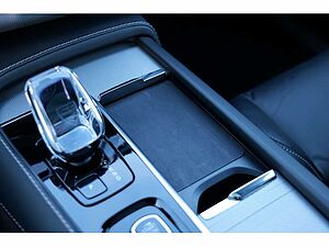 Volvo  T8 Ultimate Bright Recharge Plug-In Hybrid AWD