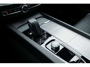 Volvo  T8 R Design Long Range Plug-In Hybrid AWD
