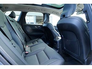 Volvo  T8 Plus Bright Recharge Plug-In Hybrid AWD