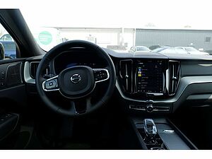 Volvo  T6 Plus Dark Recharge Plug-In Hybrid AWD