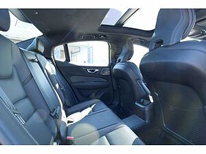 Volvo  Lim. T8 Ultimate Dark Recharge Plug-In Hybrid AWD
