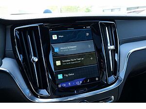 Volvo  Lim. T8 Ultimate Dark Recharge Plug-In Hybrid AWD