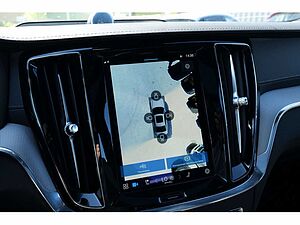 Volvo  Lim. T8 Ultimate Dark Recharge Plug-In Hybrid AWD